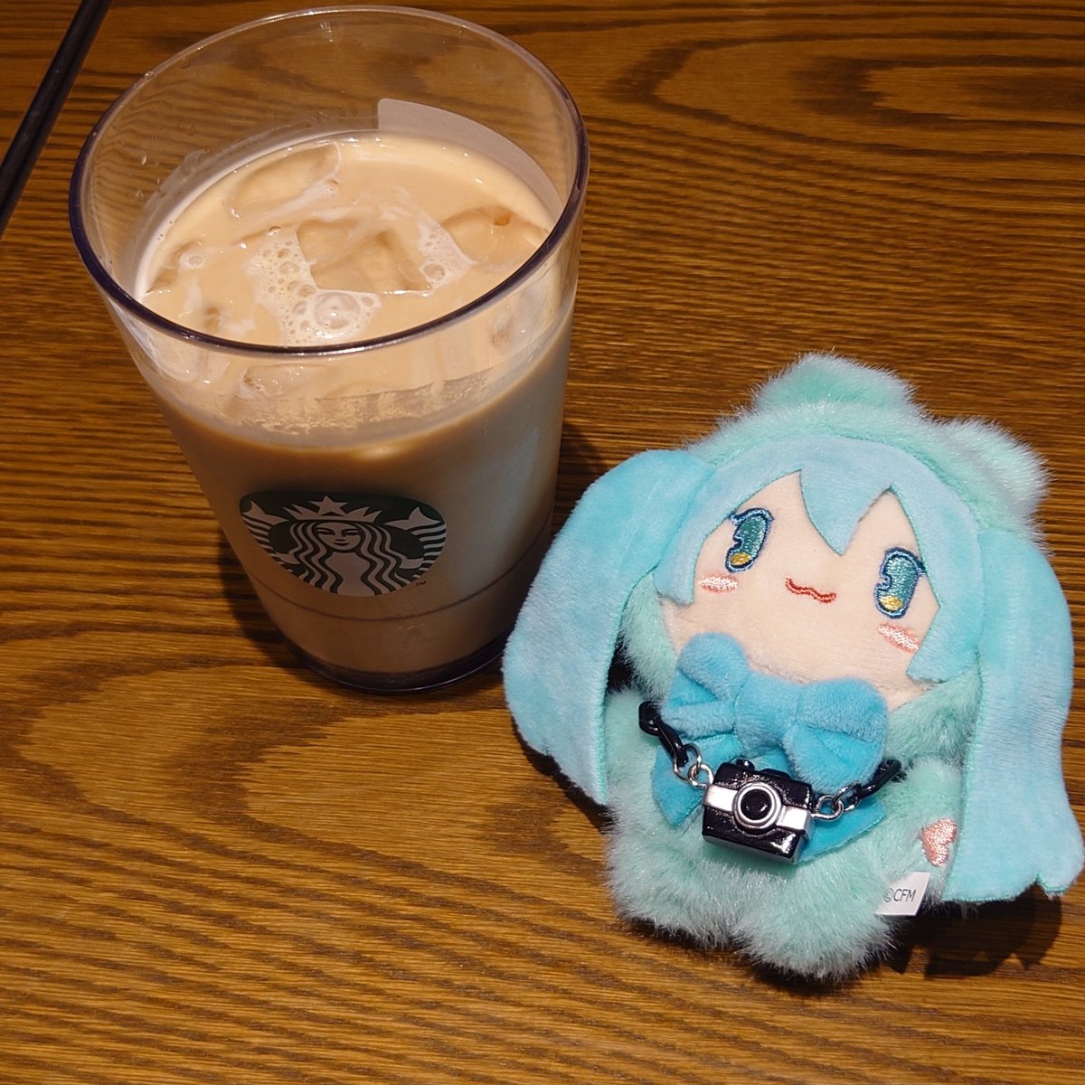 1Mrkr's tweet photo. 仕事終わりにスタバ☕️
たまにしか行かないけど、今日はいいよね😌 https://t.co/g0gKQt0RZT