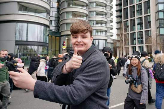 G0attmeall's tweet photo. Yeah alright pal https://t.co/PMoSC9eNk2
