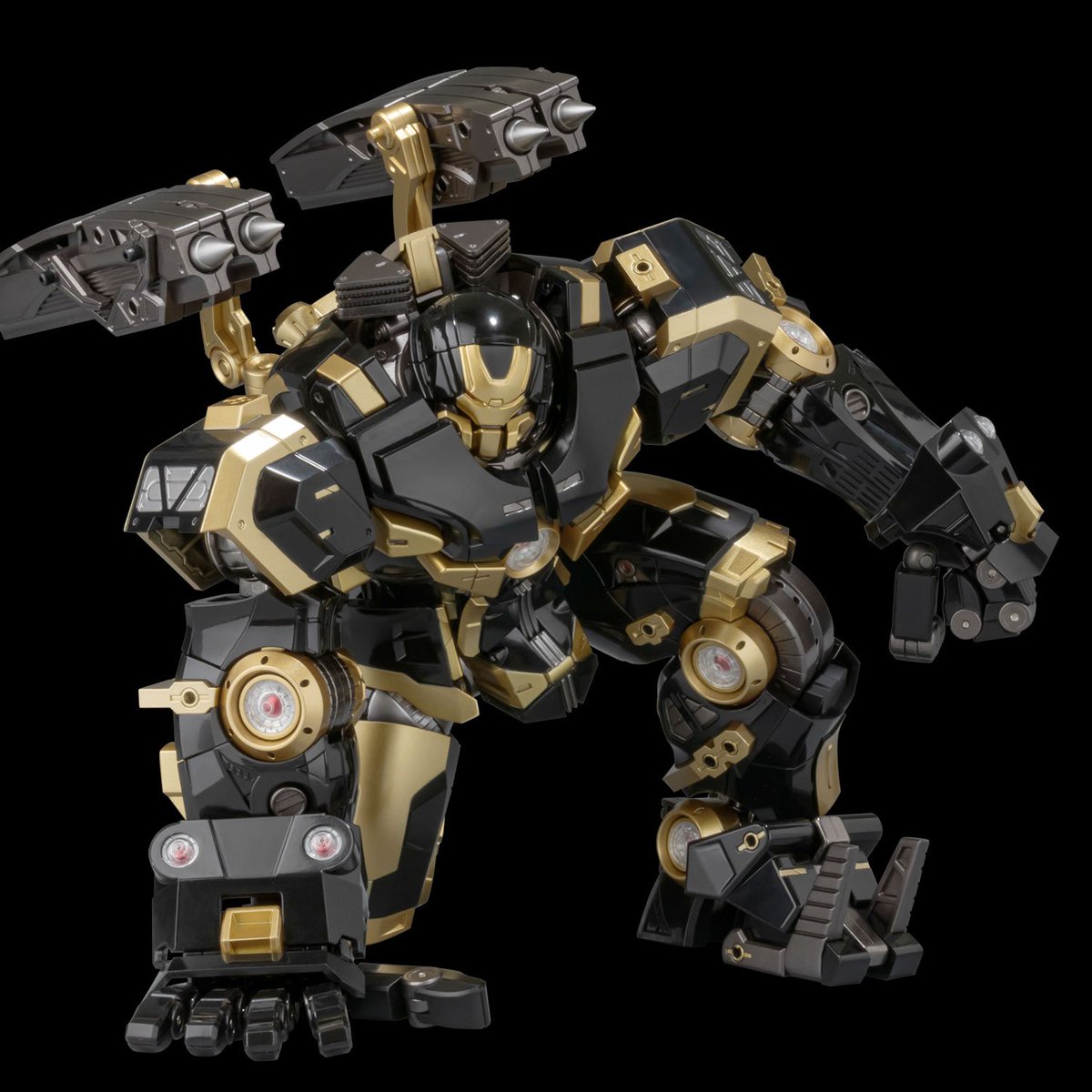 mamegyorai_jp's tweet photo. ブラック×ゴールドカラーでより無骨な高級感アップ。

内部フレームや関節に合金パーツをふんだんに使用することで、ズッシリ堅牢な満足感、ヒーロー着地もバッチリ決まる可動域で愛でて良し、遊んで良しのハルクバスターは、残り在庫1点です!
https://t.co/WShbma6neN https://t.co/h3DwiYxRoD