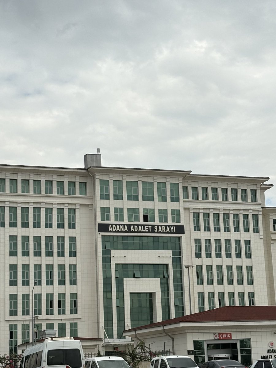 zeynepcftx's tweet photo. mücadelesi böyle olan bir hareketin suç(!) örgütü olması düşünülebilir mi?! https://t.co/59eXh1PPDN