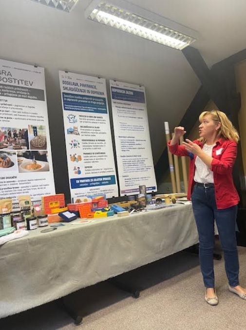 ZavodKROG's tweet photo. At ETRI Group’s Open Day, we learned how business cooperation can be connected with inclusion, sustainability and positive social impact.

A great reminder that, together, we can work for the well-being of people. 💛

#ETRIskupina #Inclusion #Sustainability #SocialImpact #SocialEnterprise #TogetherWeCan #ZavodKrog