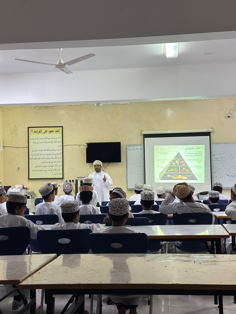 shehetschool's tweet photo. نفذ ممرض الصحة المدرسية الفاضل محمد المشيخي محاضرة توعوية لطلبة الصف الخامس عن(التغذية السليمة)ذلك لغرس ونشر ثقافة الوعي الصحي لدى الطلبة . https://t.co/UGgA3ikrGW