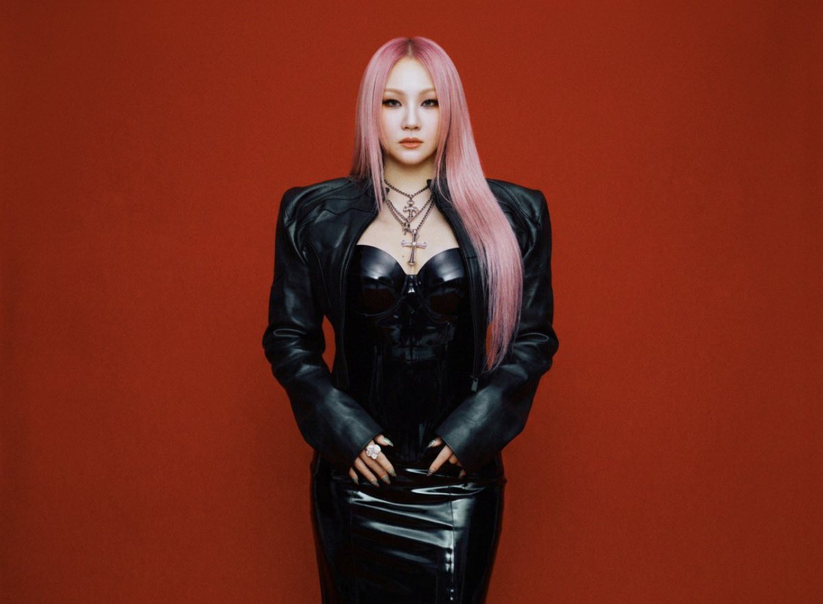 gzbstoriez's tweet photo. CL photographed by Cho Giseok for 2NE1’s 15th-anniversary reunion photoshoot, 2024 https://t.co/MXy6JS3hNT