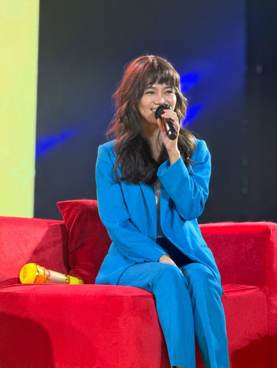 VivaOnePH's tweet photo. ASHTINE OLVIGA is Aira! 🎤🗣️👠

A big dreamer with the biggest heart na talagang palaban din pagdating sa mga taong mahal niya! She’s ready to fight for what she loves on #VivaOne’s First Ever Korean Series Adaptation—FIGHT FOR MY WAY 👊 https://t.co/givXm94SnC