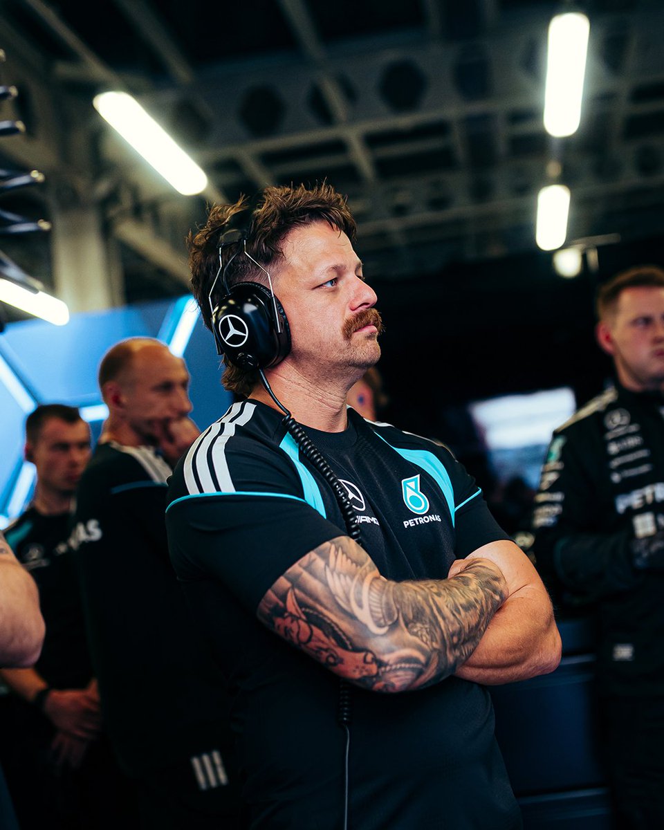 MercedesAMGF1's tweet photo. For the first time since 2017 🩶 https://t.co/LHYW6BtFIM