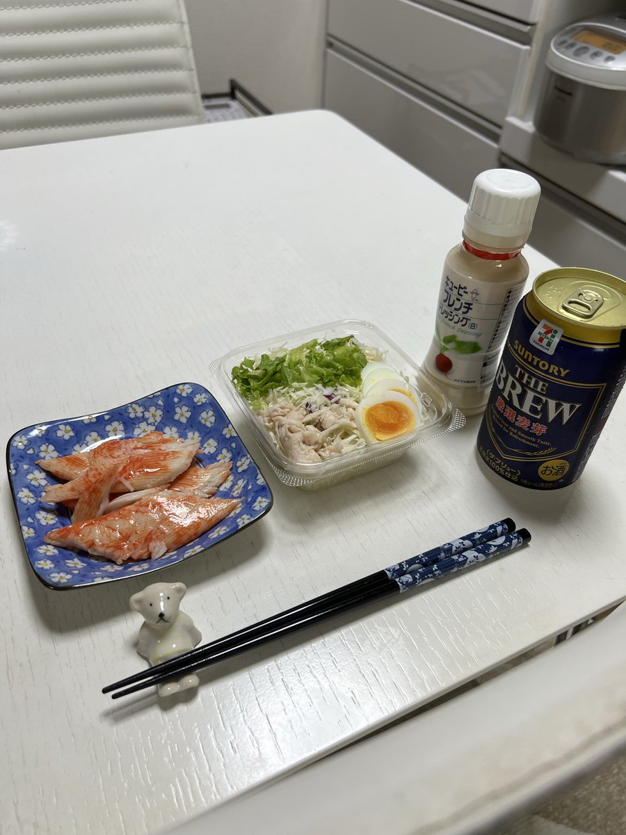 mojio4's tweet photo. お疲れさまです！
乾杯w https://t.co/9XpSVpgFep