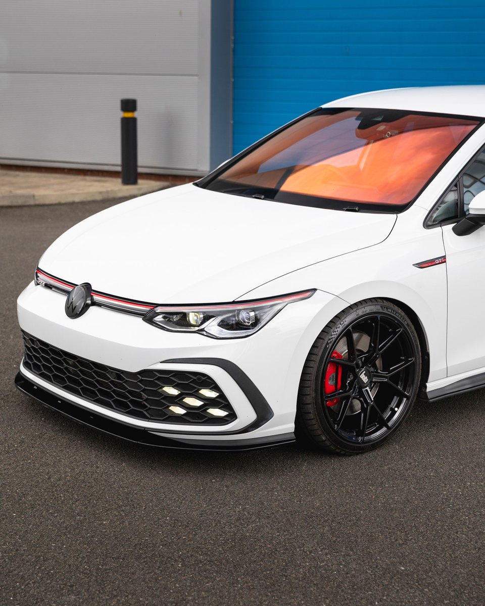 TinyWhiskersX's tweet photo. Volkswagen Golf GTI MK8 https://t.co/IgFHdE58j2