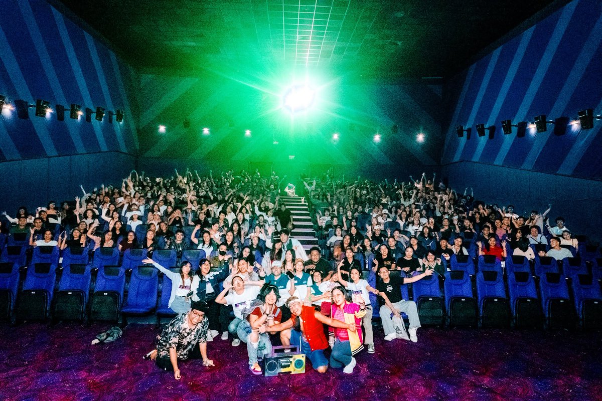 TEAMBLOOM_ILO's tweet photo. Our deepest gratitude to Iloilo and IloBlooms for always showing up!

We truly came together to support Forgotten Island and to celebrate, embrace, and uplift the beauty of our rich culture and community. 

#ForgottenIsland #ForgottenIslandIloilo #BINIxForgottenIsland #BlockScreening #Iloilo