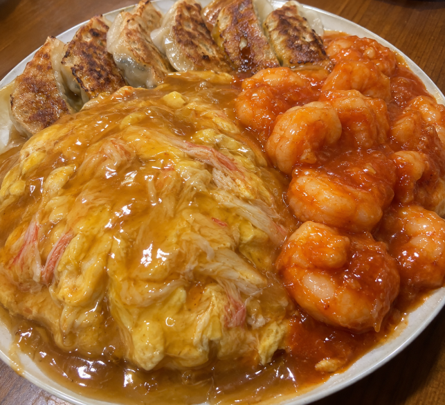 NBenmaran85901's tweet photo. 30歳独身女が作るやけくそ天津飯。 https://t.co/OJbKOp3VCT
