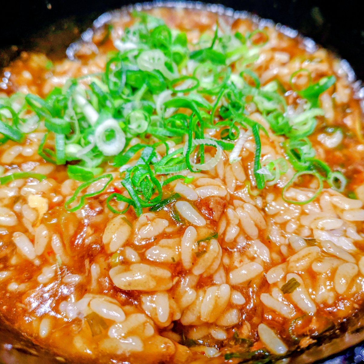 oosawatomohiro2's tweet photo. お米を美味しく食べよう🍚
「#麻婆豆腐飯」🍲からの「#麻婆雑炊」
大辛麻婆豆腐の豆腐をぐつぐつ崩して、
ご飯と一緒に思いっきりかき込む😋

上郡町産のお米🌾
名水百選千種川の水で作る作物💧
美味しいお米をお腹いっぱい食べられる幸せ🫄
美味しいと言ってくれる人の為に👨‍🌾💦汗をかく https://t.co/87lTOiPXoL