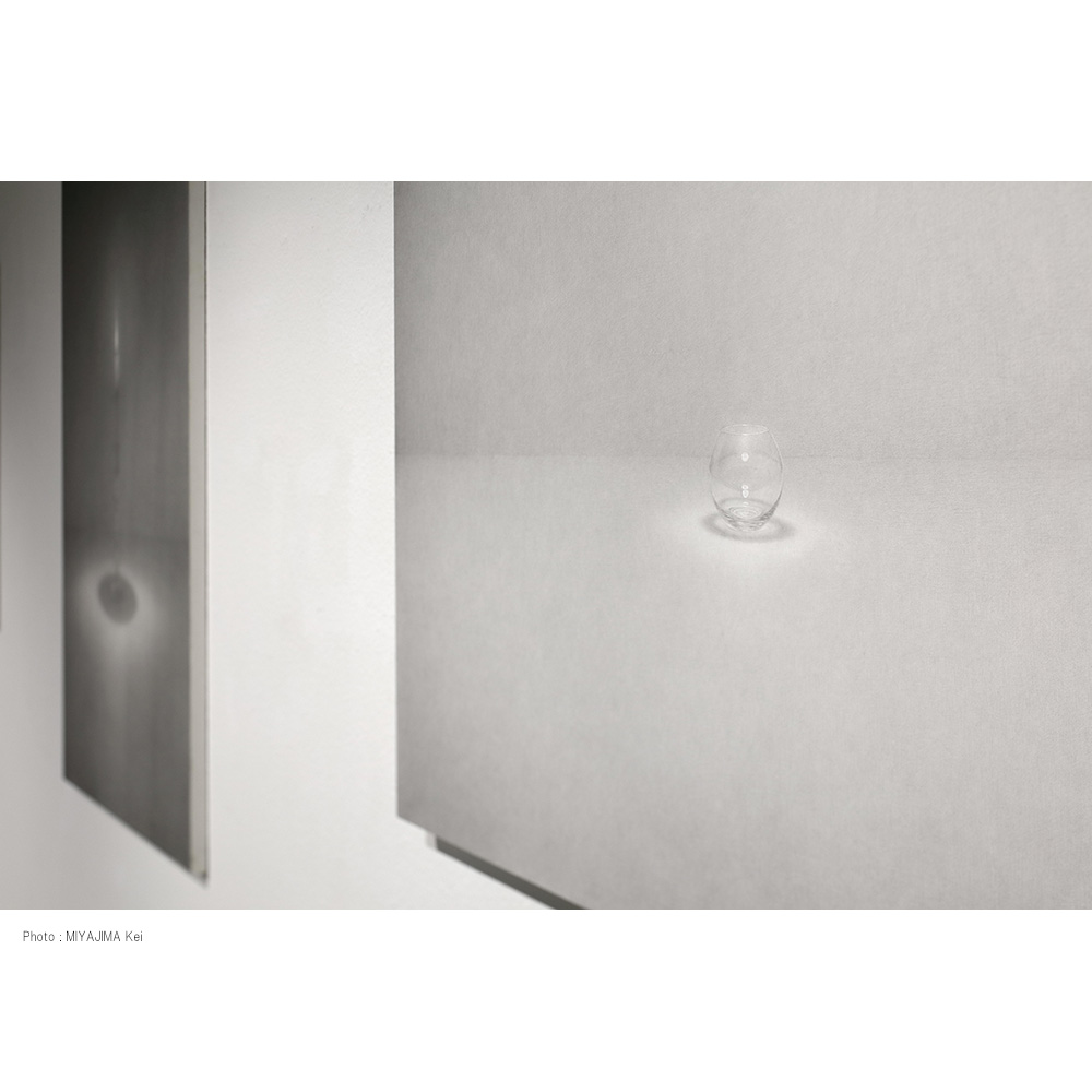 GINZA_TSUTAYA's tweet photo. グループ展「儚さについて｜On Transience」
秋山泉、大西伸明、興梠優護、金佳辰による展示を
店内アートスペース FOAM CONTEMPORARYにて
開催中です。10月7日(水)まで。
絵画、ドローイング、立体など、それぞれの方法で、
捉えがたく移ろうものに向き合います。 https://t.co/qwc4NM2IVe