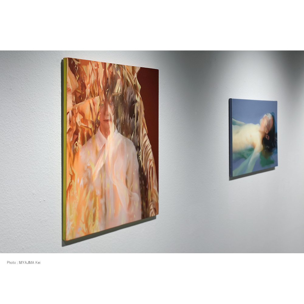 GINZA_TSUTAYA's tweet photo. グループ展「儚さについて｜On Transience」
秋山泉、大西伸明、興梠優護、金佳辰による展示を
店内アートスペース FOAM CONTEMPORARYにて
開催中です。10月7日(水)まで。
絵画、ドローイング、立体など、それぞれの方法で、
捉えがたく移ろうものに向き合います。 https://t.co/qwc4NM2IVe
