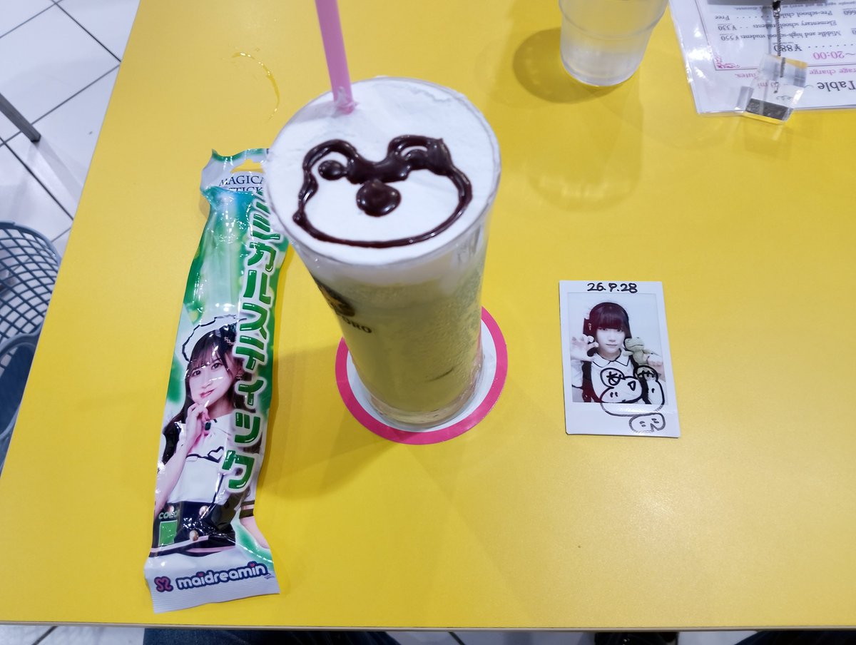 etsunyan_3's tweet photo. なんば店にゃう

あやちゃん
2周年＆ファイナル

#めいどりーみん
#大阪なんば店 https://t.co/mgeAIO5Q3S