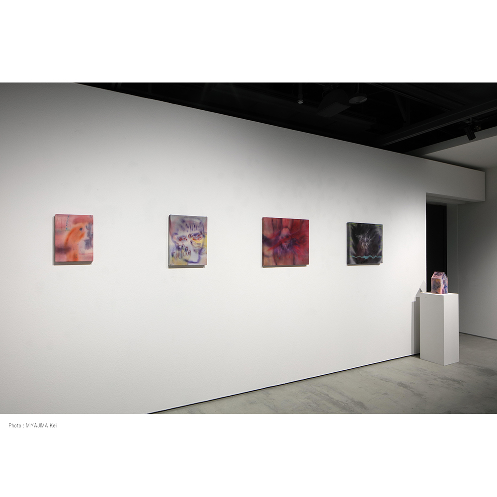 GINZA_TSUTAYA's tweet photo. グループ展「儚さについて｜On Transience」
会期：2026年09月19日(土) - 10月07日(水)
時間：11:00～19:00 ※最終日は18:00まで
定休日：月曜日 ※9月21日(月祝)も休廊
場所：銀座 蔦屋書店 FOAM CONTEMPORARY

作品はオンラインでも販売しています。
https://t.co/YhItkwjyE0 https://t.co/H8IPc7c9CA