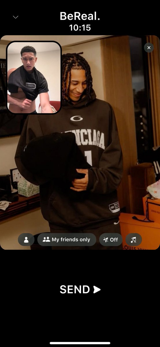 aublurn's tweet photo. #jobelise BeReal 😋🤝 https://t.co/Acu7QmNEnS