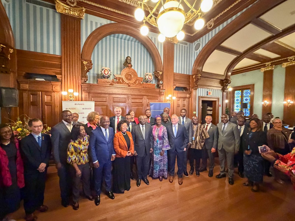 UNAIDS's tweet photo. UNAIDS at #UNGA81: from commitments to action.

Throughout the week, UNAIDS brought countries, communities and partners together around what it will take to deliver on the commitments made in the new Political Declaration on HIV and AIDS.

From country ownership and sustainable HIV responses to health sovereignty, local production and equitable access to medicines, the conversations at UNGA81 also focused on the future of UNAIDS — and how a transformed Joint Programme can continue to provide political leadership, connect partners and support countries and communities.

As UNAIDS Executive Director @Winnie_Byanyima said: “Countries are telling us: stay with us, we need you.”

Read our full recap of #UNGA81 and the commitments, partnerships and priorities shaping the next phase of the HIV response. 👇
https://t.co/CgarZNuEpF