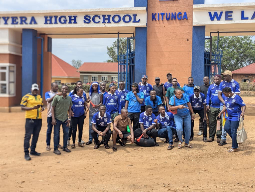 KfcKyasha's tweet photo. 4 Slides from the trip to @africoffeepark  

Sponsored by Zige Farm LTD and Dollar Technologies LTD 

#kitungaleague https://t.co/8QBJU2h5cF