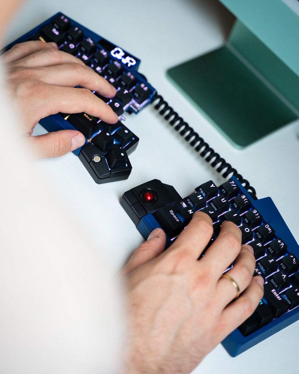UltHackKeyboard's tweet photo. You tune your IDE for hours, so why run physical hardware on default settings?

• Split layout saves your posture
• Modules kill mouse context-switching
• UHK Agent layers bring every shortcut to the home row

Stop reaching. Start flowing. https://t.co/ZoGTiOKcfz