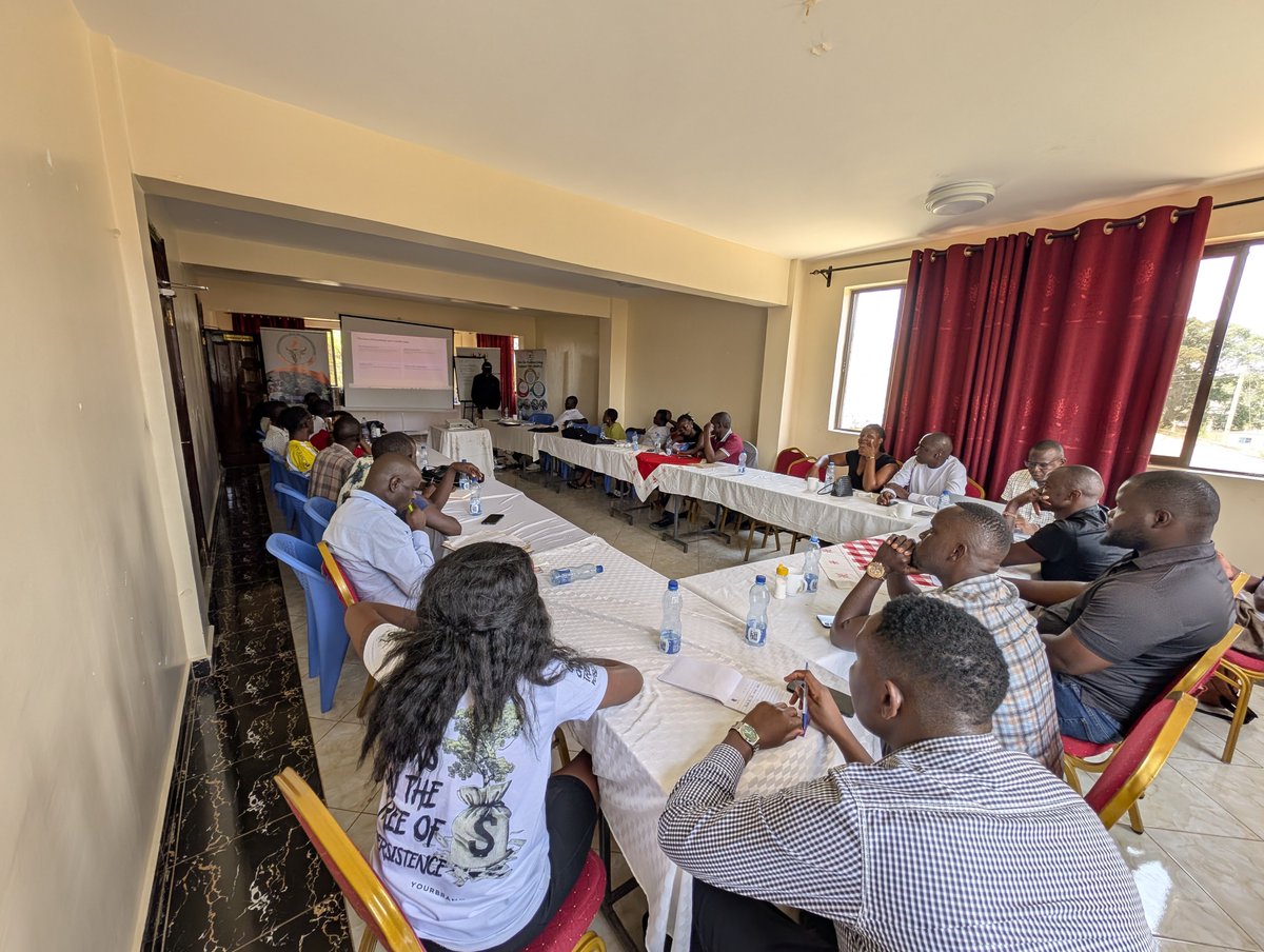 railaooro's tweet photo. Community Dialogue and feedback session on DIGITAL HEALTH EQUITY 

@Trans4mHealthKe 
@KELINkenya
@MandelaTb
@CDAmawasiliano
@Moplscbo
@Trans4m_health https://t.co/UvPiA43Tu2