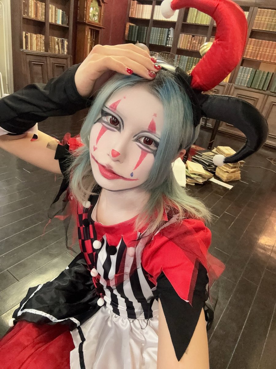 haru_tjpw's tweet photo. 🤡 https://t.co/PXK7Ck3wnN