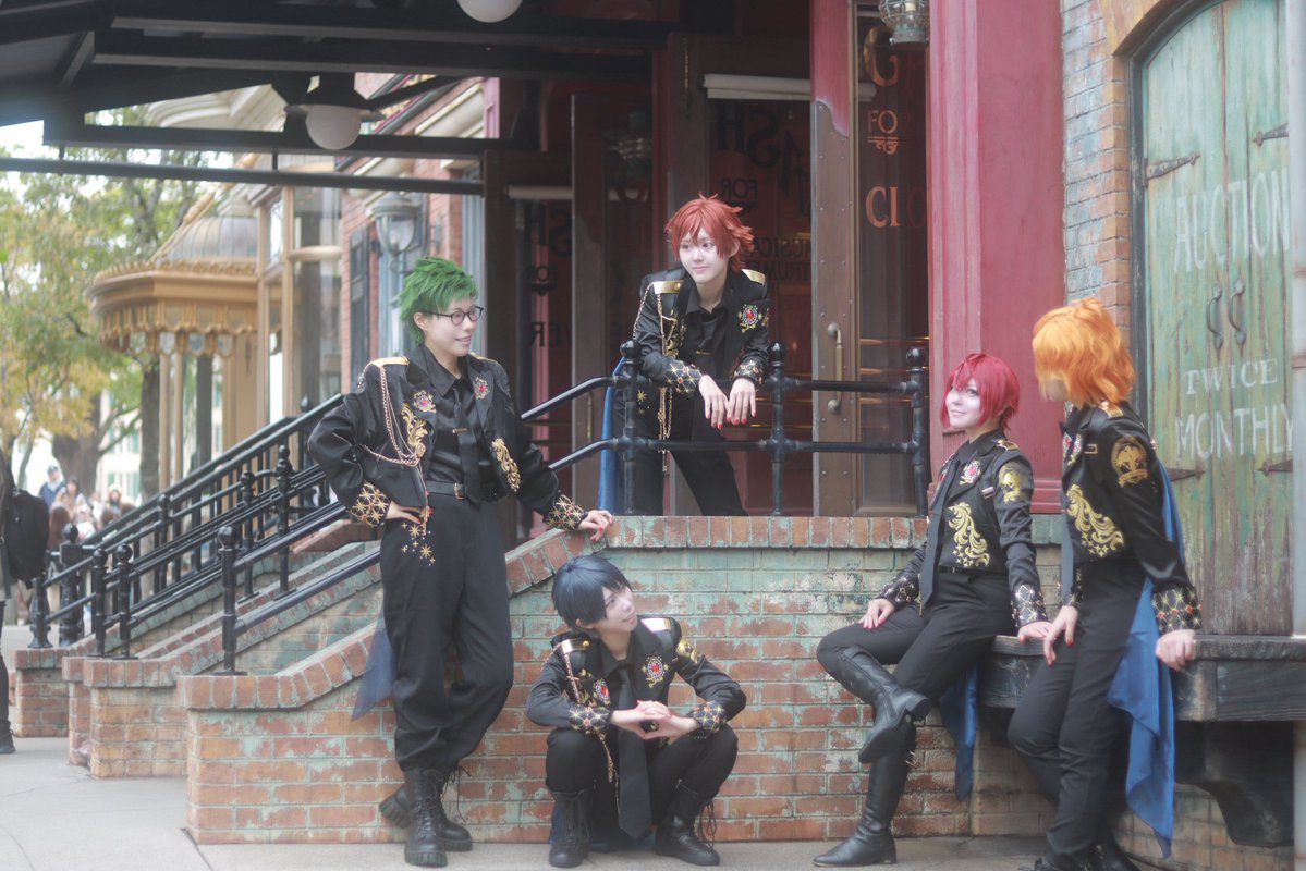 rin_sakurakaze's tweet photo. 【cos twst ツイステ】

"最高のライブだったね！"

#Ｄハロツイステ仮装 https://t.co/gM2JxKAG9f