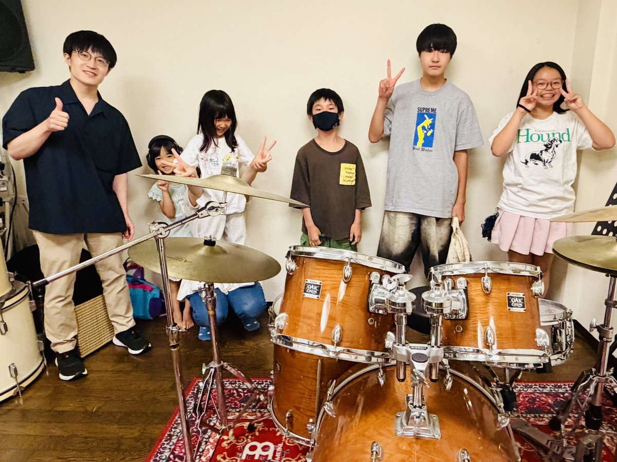 crospport's tweet photo. 9/28(月) #ドラム コースを行います♬ 

今日は、お休みの生徒さんがいて少し寂しい感じがしますが、たまにはこうゆう日もありますね！

#安城市 #クロスポート #音楽教室 #ダンススクール #キッズダンス #ダンス教室 #ドラム教室 #体験レッスン https://t.co/p2PYQ3KW8C