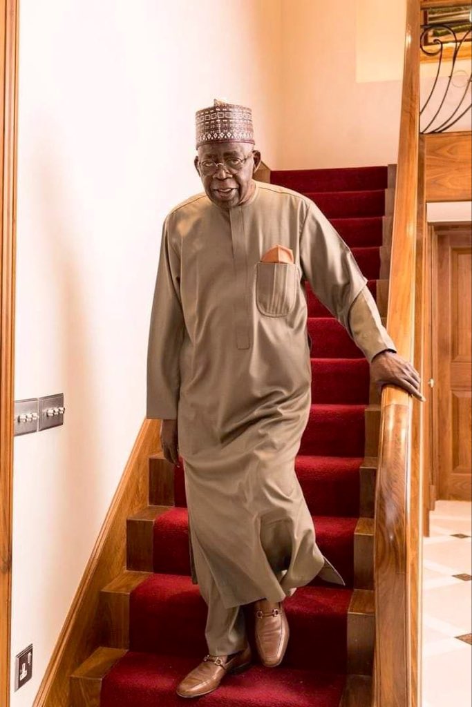Xsucks042's tweet photo. Nigerians are simple, I post Tinubu and they like it https://t.co/oIsIowvakm