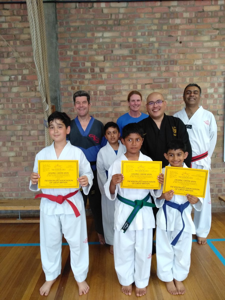 HEDTKD's tweet photo. @MaidenheadLocal today #taekwondo for you all. Get along for a #FREE session. A great #familyactivity to get you all #heathier &amp; #motivated. For all classes &amp; info go to https://t.co/2UY660Ywx8 

#fitness #activekids #selfdefence #martialarts #sports #karate @GetBerksActive https://t.co/diG6wumy2e