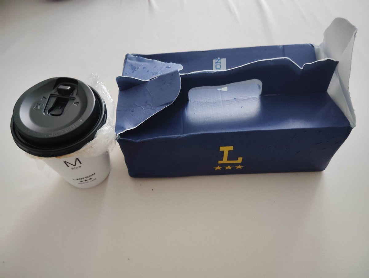 happyatelier's tweet photo. デリバリーの時ある×2シリーズ。こっちも、pで急いでいたから急ぐ気持ちはわかる。だが、飛び出したらどうなるかわからんもんか…。そして、又もタイマー案件で、取りたい案件取れずに。最後に、xau/usdは爆下げでエントリー様子見。何て日だ！　#デリバリー #ドラレコ https://t.co/NIBTyyYDMY