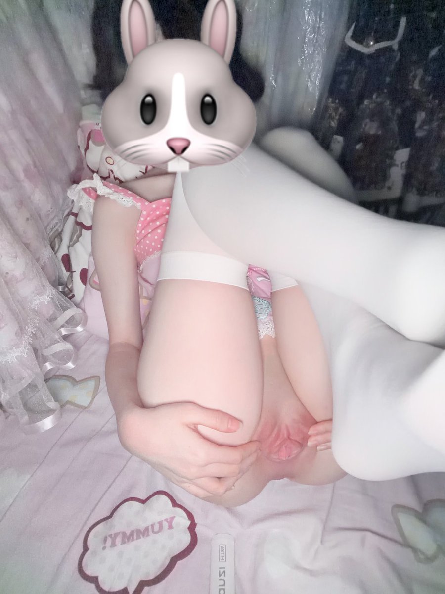 Forgetting1100's tweet photo. 我发现每次粉丝到一万，号就没了🥺🥺 https://t.co/3vm8IO1vrf