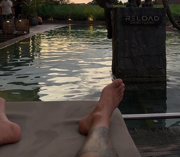 feetstiven's tweet photo. Feet Boy  
#feet #feetgay #fetish #pes #pies #feetmen https://t.co/PZTLls0OL4