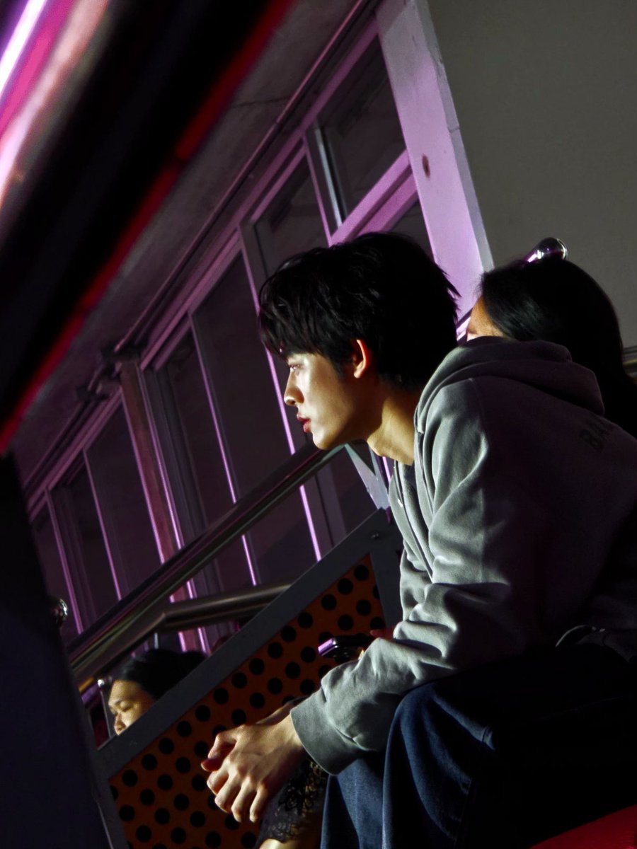 waroonthip's tweet photo. นี่ไม่ใช่Alis  แต่เมื่อวานจูทำนี่เมาเอวมาก พี่จูทำถึง
ใดใดปิ๊บป๋อน่ารักมาก

#ATLASRisingUpConcertatImpact https://t.co/GwRhOMX0yf