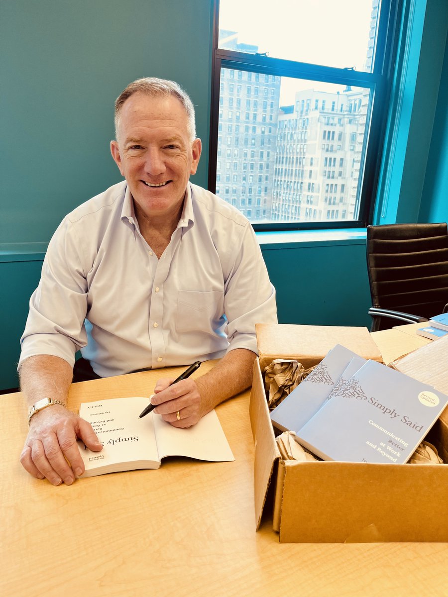 Exec_Comm's tweet photo. 📦📚 The new edition of Simply Said is here!

Author Jay Sullivan is busy signing copies as we get ready to share a few advance editions of the new Simply Said.

👉 Pre-orders on Amazon will begin shipping October 13

https://t.co/XOsGpZDTDJ

#ExecComm #SimplySaidSecondEdition https://t.co/7sprUtw62Z
