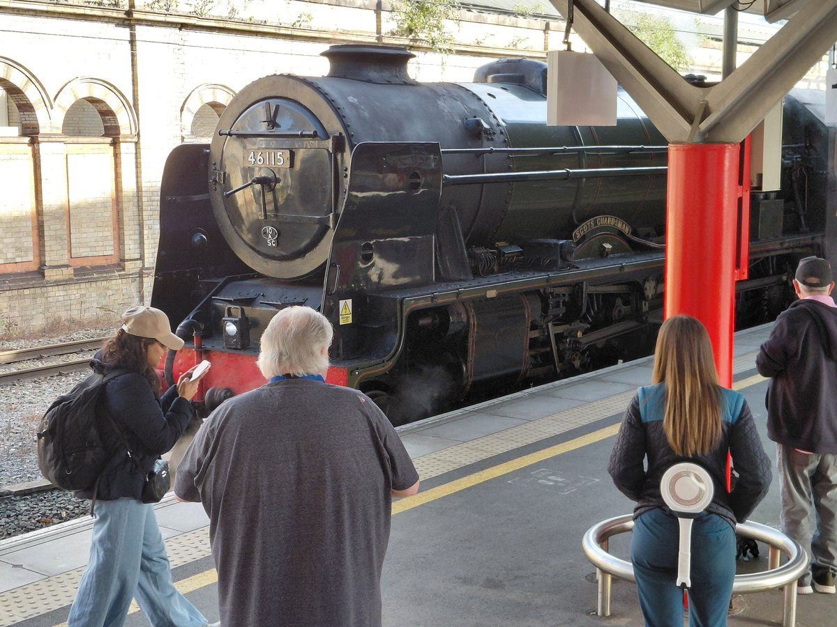 TrainiacV41582's tweet photo. 46115 Scots Guardsman at Crewe heading north to Carnforth 28 September 2026v https://t.co/2PcZYSjOur