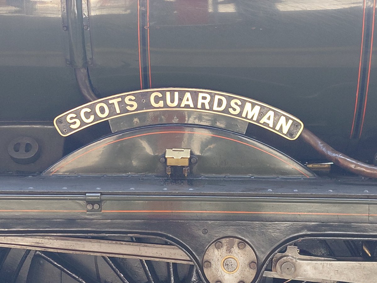 TrainiacV41582's tweet photo. 46115 Scots Guardsman at Crewe heading north to Carnforth 28 September 2026v https://t.co/2PcZYSjOur