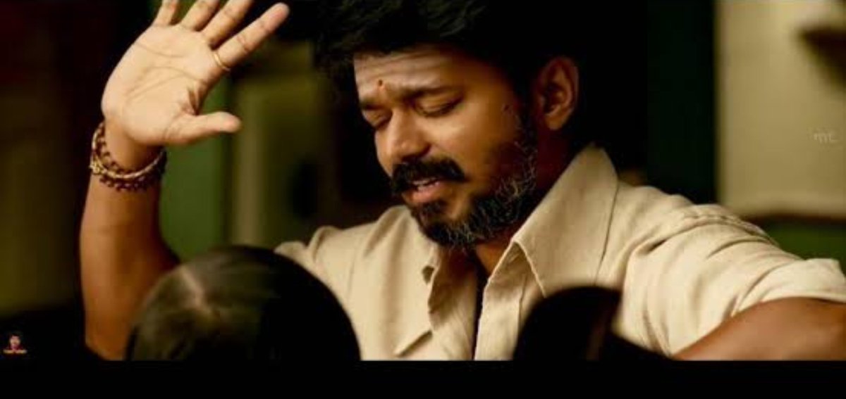 notmandatory__'s tweet photo. Women who respect their parents words, follow traditional values,
aren’t addicted to social-media validation and against mental illness.

Kattuna avala kattanum da.. https://t.co/k0U6GeHw1O