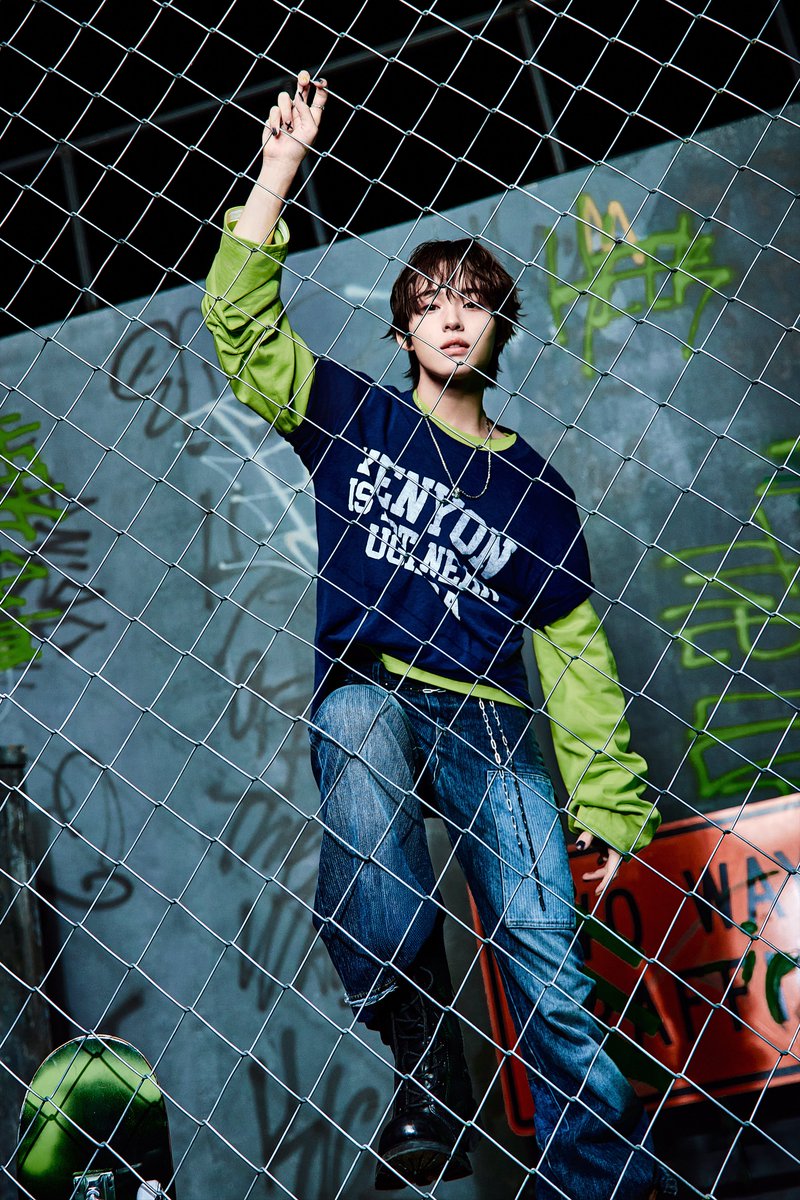 kickflip_jype's tweet photo. Kick Off The Wall ver. 💥
지금 느낌은 Big green light

KickFlip The 5th Mini Album "KICK OFF THE WALL Pt. 1"
2026.10.06 6PM (KST) Release!

#KickFlip #킥플립
#케이주 #Keiju
#KICKOFFTHEWALL_Pt1 https://t.co/0XcerXySXK