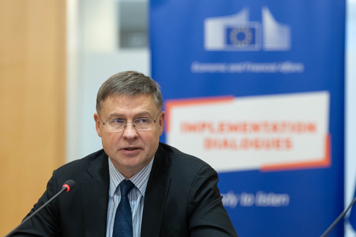 VDombrovskis's tweet photo. 🗨️ Today I was pleased to host the #ImplementationDialogue on how the #EuropeanSemester helps turn recommendations into action on the ground.

We had a very useful exchange. I thank all participants for their engagement. 🤝

Valuable insights and feedback from regional authorities, social partners and other stakeholders will help guide our ongoing work.