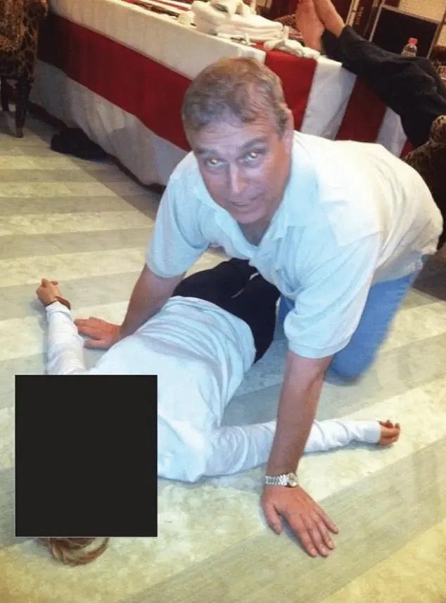 factoai7's tweet photo. Never stop talking about the Epstein files. https://t.co/JdstO821Q7