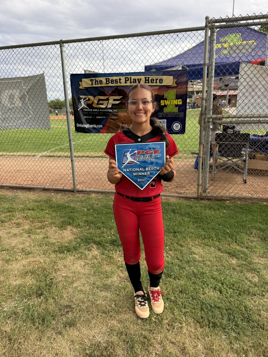 SkylarBurke2031's tweet photo. Went to AZ with one mission … Mission accomplished ✨ 2027 PGF NATIONALS  BOUND 

C/O 2031 
RH/Slapper/OF 
#14uqualified 
@LilRebelsRCBall @LilRebelsRC 
@PGFnetwork @ExtraInningSB @SBRRetweets @sballrecruiting https://t.co/VoSQn8FbwR