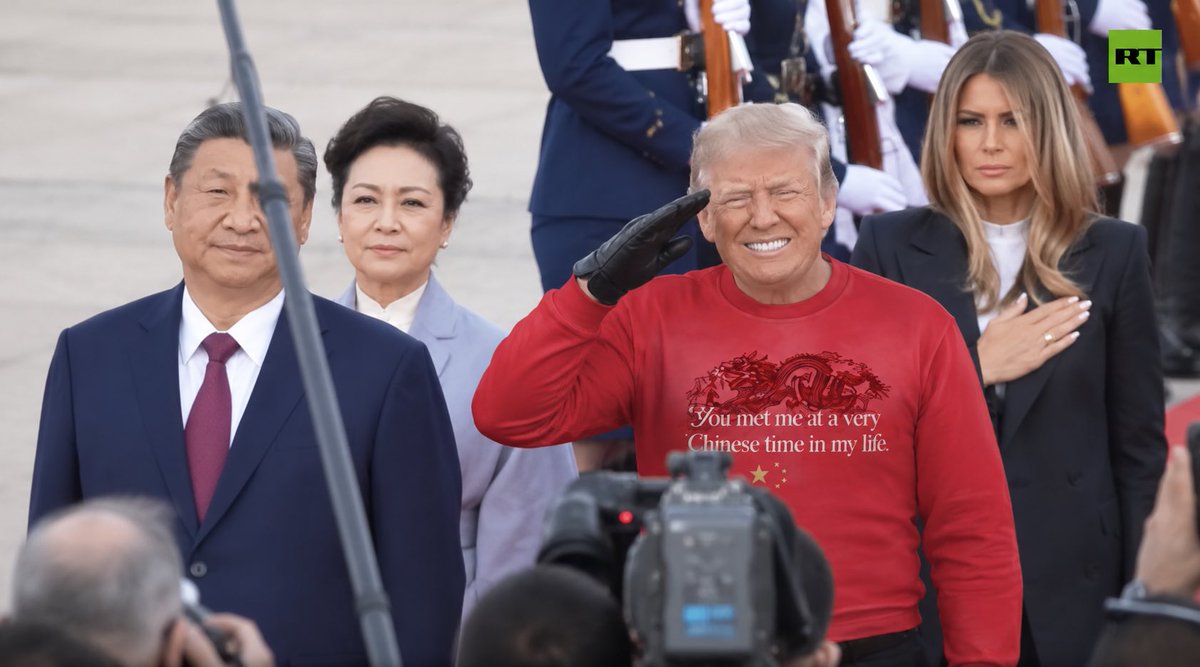 ChosenSlyfox's tweet photo. @WatcherGuru Very Chinese times right now https://t.co/fDJf0uHQlS