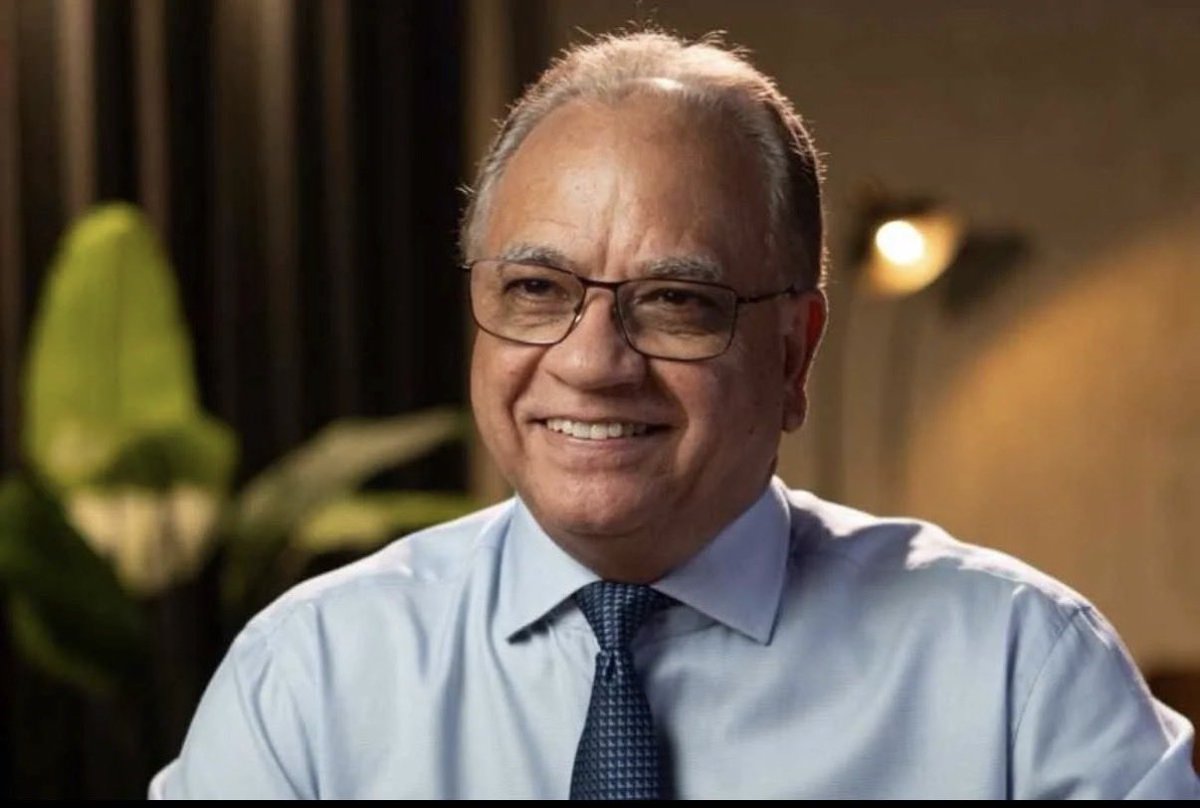 juliovschneider's tweet photo. Ronaldo Fonseca desiste de candidatura ao Senado e apoia Bia Kicis no DF

Anúncio foi feito pela governadora Celina Leão; acordo aproxima PSD, PP e PL na disputa pelas duas vagas ao Senado https://t.co/8oXJPgbAqR