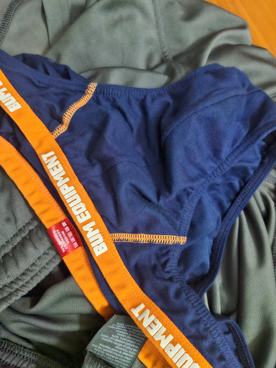 sgchn1111's tweet photo. Giving away. Any takers? https://t.co/5y1uduKJDE