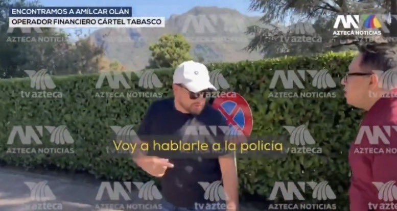 marcelcarrillog's tweet photo. Lo más gracioso de la entrevista que @IrvingPineda le hizo al ladrón de mierda de Amílcar Olán es que este último amenaza al periodista con hablarle a la policía.

Mi hermano en Cristo, si a alguien le tienen que echar la policía es a ti, méndiga rata. Deja tú el dinero que te robaste: literalmente hubo mexicanos muertos por el balasto corriente que pusiste debajo de las vías del Interoceánico.

Ten vergüenza.