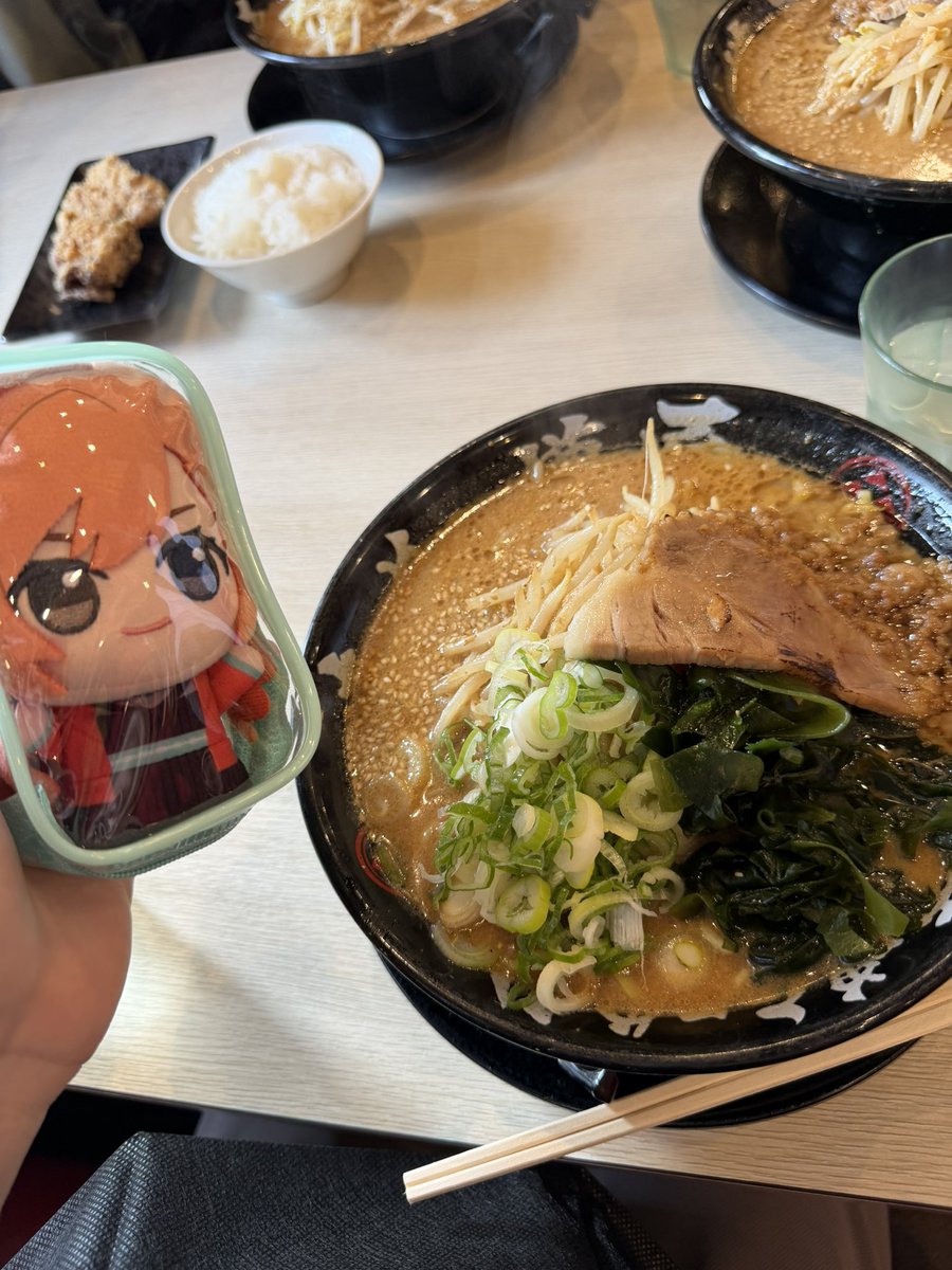 fushitasub's tweet photo. ラーメン https://t.co/MNE0sP6Vdj