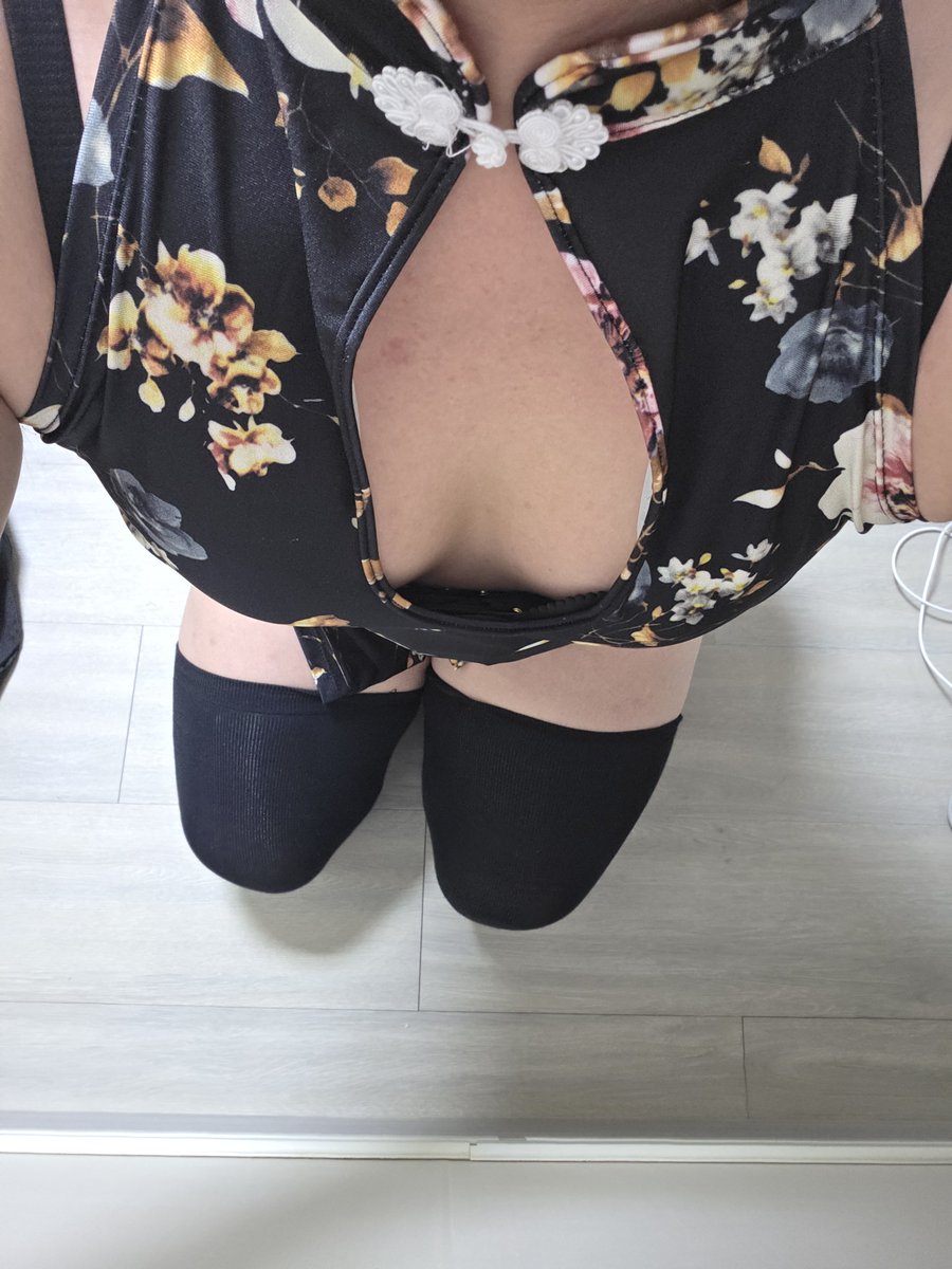 CD_soaLi's tweet photo. #cd #女装男子 #男の娘 #femboy #sissy #여장 #여장남자 #시디 #디그레이디 #feminization #여성화 #anal #hush2
오늘 이러고 뒤에다가는 (hush2 넣고 통제권 넘기는중~~) https://t.co/I4JdaSspJE