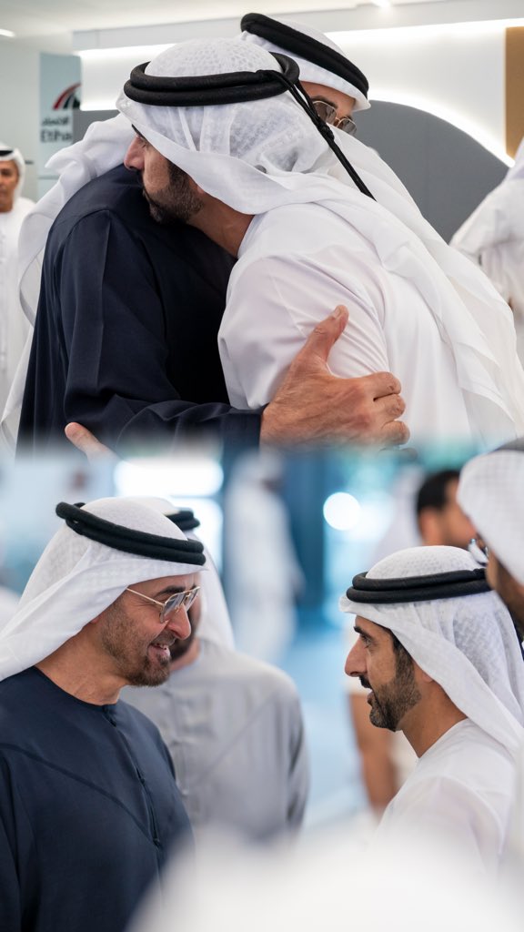 suhail60's tweet photo. رئيس الدولة يستقلّ قطار الاتحاد من أبوظبي إلى دبي..حمدان بن محمد وذياب بن محمد بن زايد يدشنان محطة قطارات الاتحاد في دبي https://t.co/RDG9ugtrWi