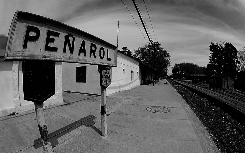 pasiontf's tweet photo. Peñarol: 135 años de grandeza https://t.co/khY4axsCLu https://t.co/OCNaWr7Xrr