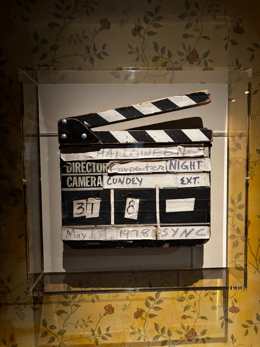 BDisgusting's tweet photo. HORROR HISTORY. 🎃

The original clapperboard for John Carpenter's HALLOWEEN from the personal collection of Jamie Lee Curtis is on display at The Academy Museum's (@AcademyMuseum) THE HORROR SHOW. 

The exhibition is open NOW to July 25, 2027. https://t.co/26MDi9Ygb1