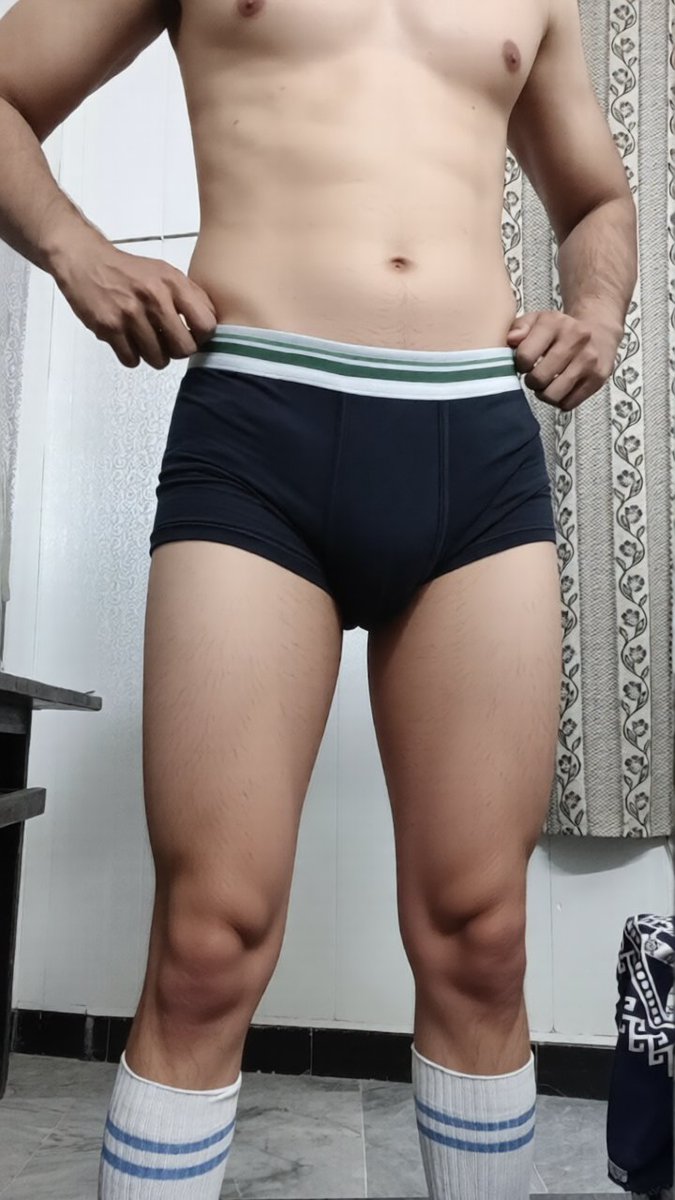 Panda12d12l's tweet photo. Gym Fit Check, Hope No One Notices The Crinkle.
#abdl #DL #adultbaby #Diaper #Daiperlover https://t.co/6c7EUCNeM9